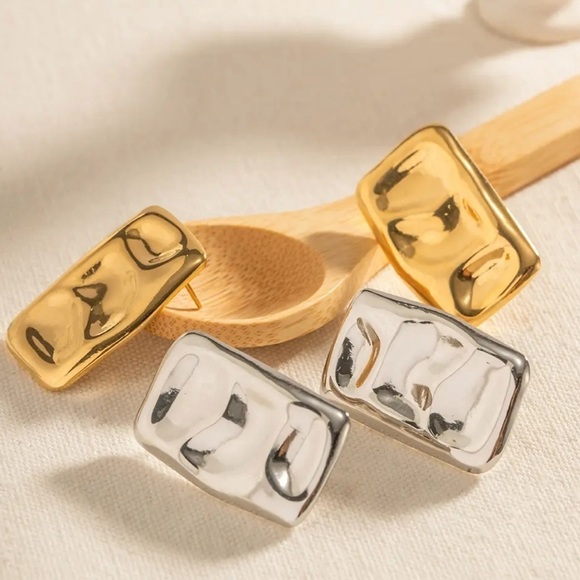 Silver Irregular Rugged Big Square Earrings - Picture 2 of 7